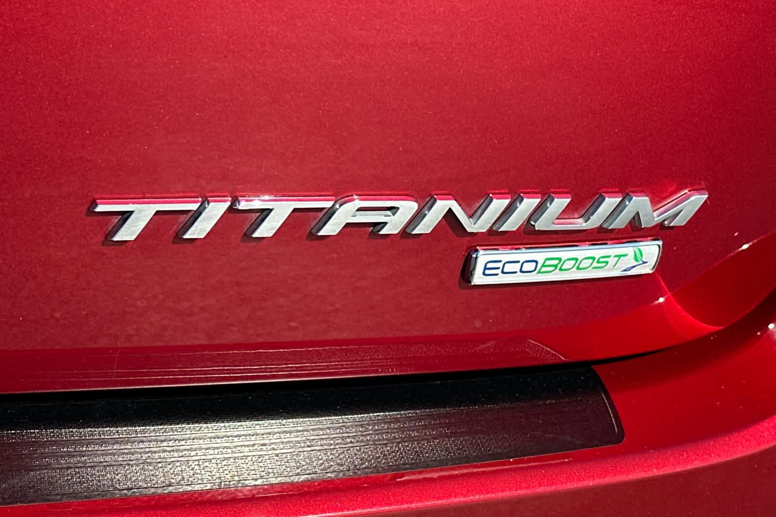 Used 2015 Ford Edge Titanium w/ Equipment Group 302A FWD image 33