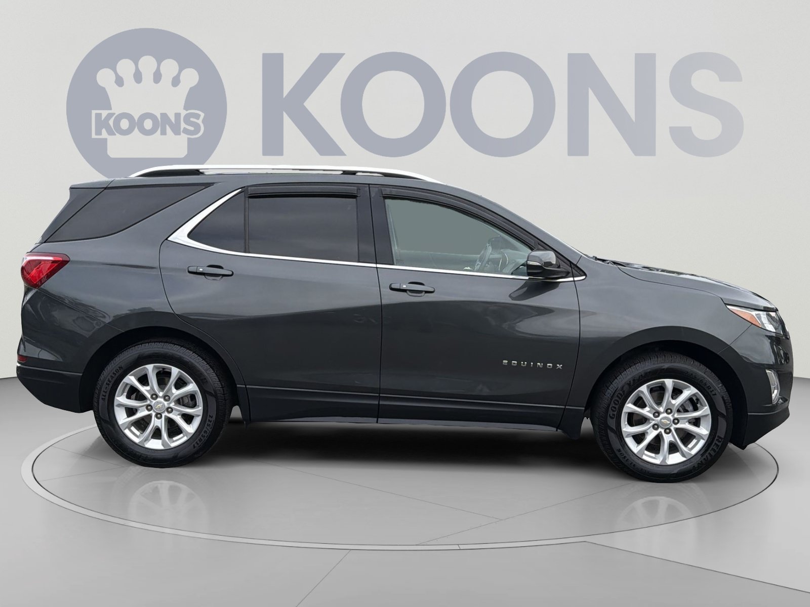 Used 2018 Chevrolet Equinox LT w/ Sun & Infotainment Package AWD/4WD image 8