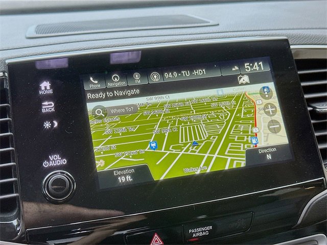 Used 2022 Honda Pilot Touring image 11