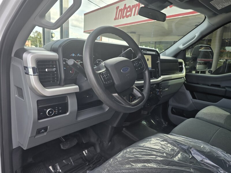 Used 2026 Ford F250 XLT AWD/4WD image 8