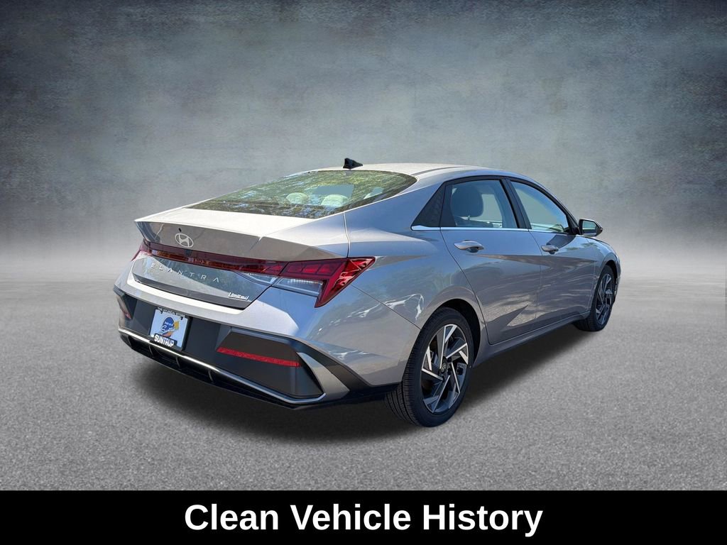 Used 2025 Hyundai Elantra Limited FWD image 6