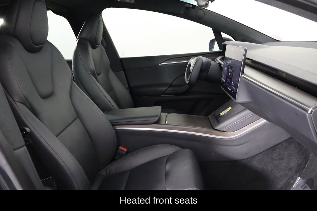 Used 2023 Tesla Model X image 17