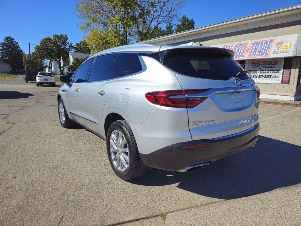 Used 2021 Buick Enclave Essence w/ Sound and Sites Package AWD/4WD image 9