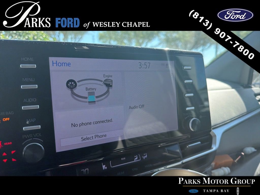 Used 2021 Toyota Sienna LE w/ LE Plus Package image 5