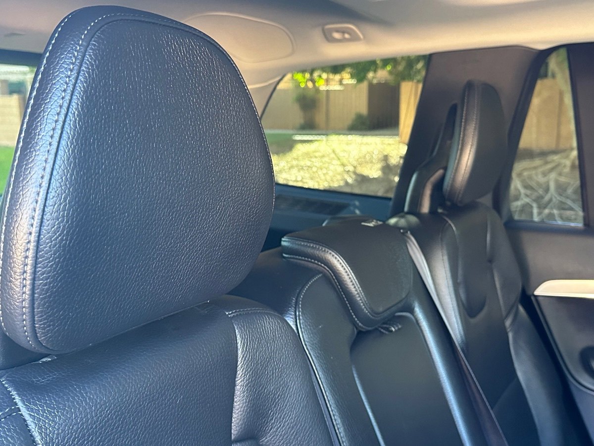 Used 2018 Volvo XC90 T5 Momentum w/ Convenience Package image 21