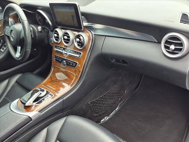 Used 2015 Mercedes-Benz C 300 4MATIC Sedan image 21