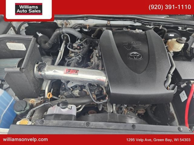 Used 2017 Toyota Tacoma Limited w/ Tow Package AWD/4WD image 24