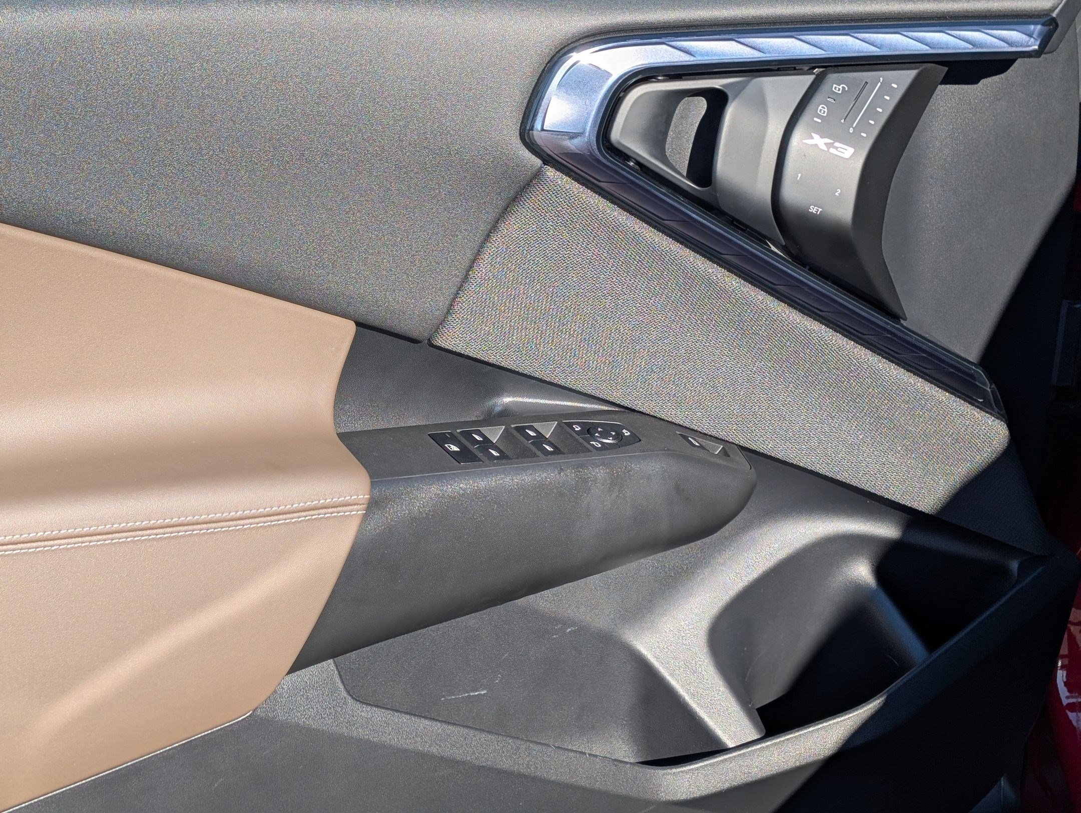 Used 2025 BMW X3 xDrive30i w/ Premium Package image 14