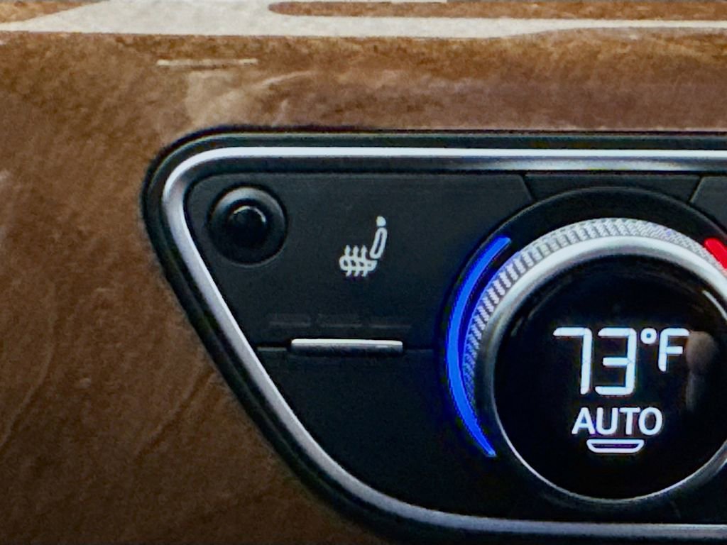 Used 2021 Audi A4 2.0T Premium image 21