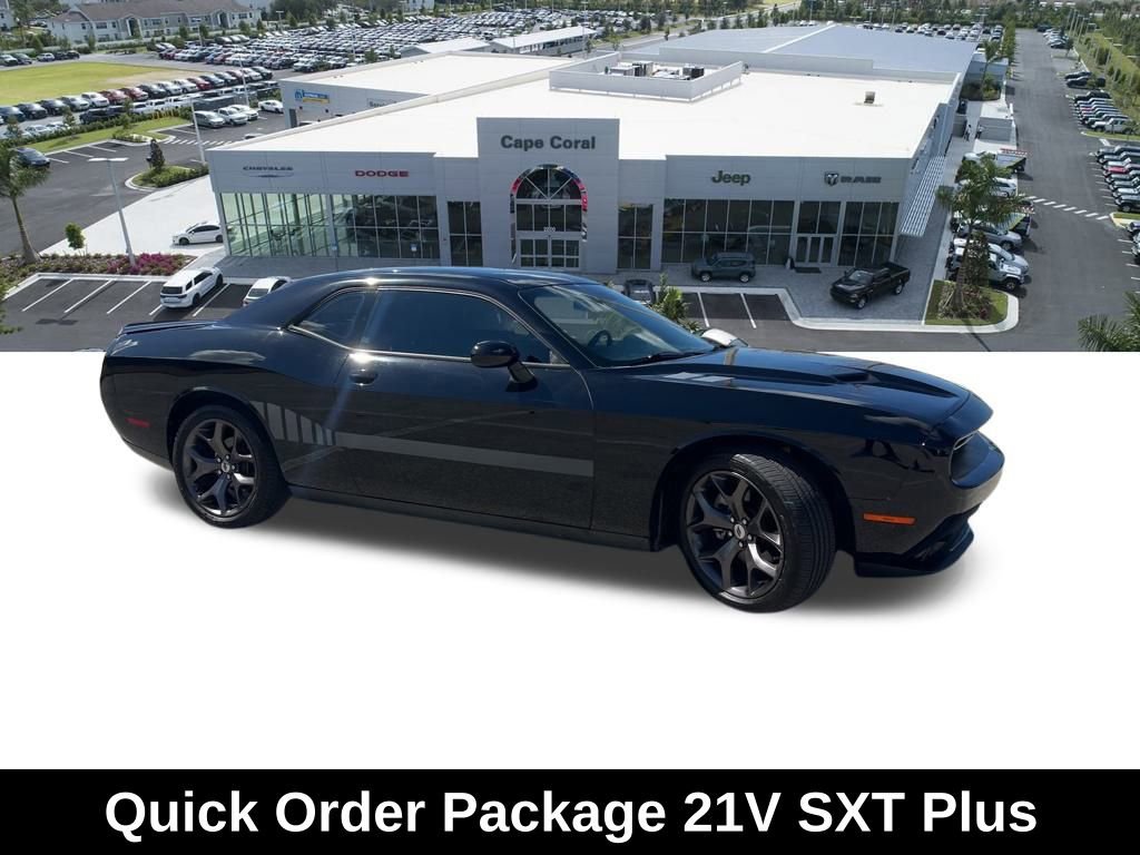 Certified 2018 Dodge Challenger SXT Plus image 3