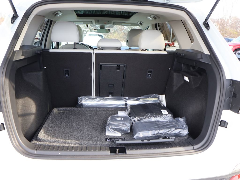 New 2026 Volkswagen Taos SE image 20