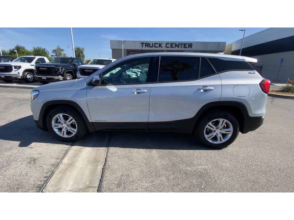 Used 2018 GMC Terrain SLE FWD image 5