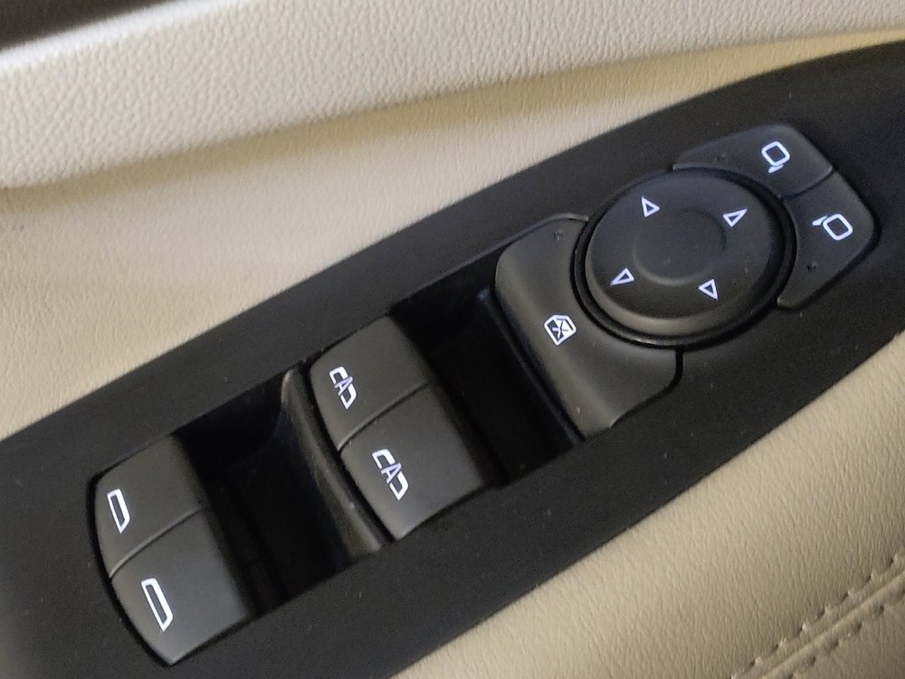 Used 2019 Buick LaCrosse Preferred image 27