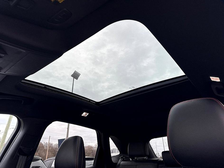 Used 2023 Ford Escape ST-Line Elite w/ Premium Technology Package image 22