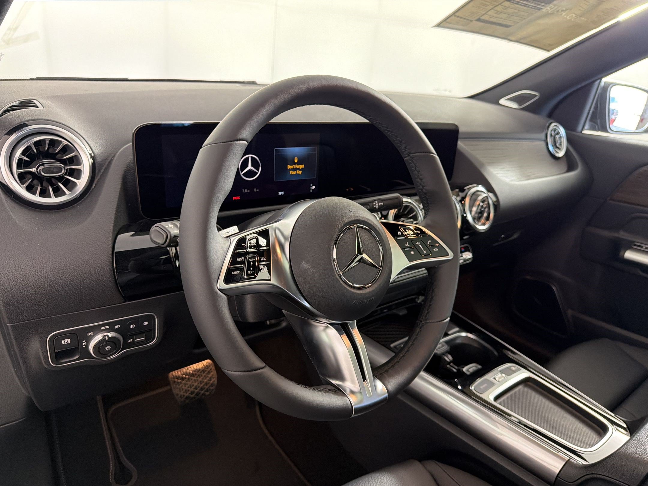 New 2026 Mercedes-Benz GLA 250 4MATIC image 4