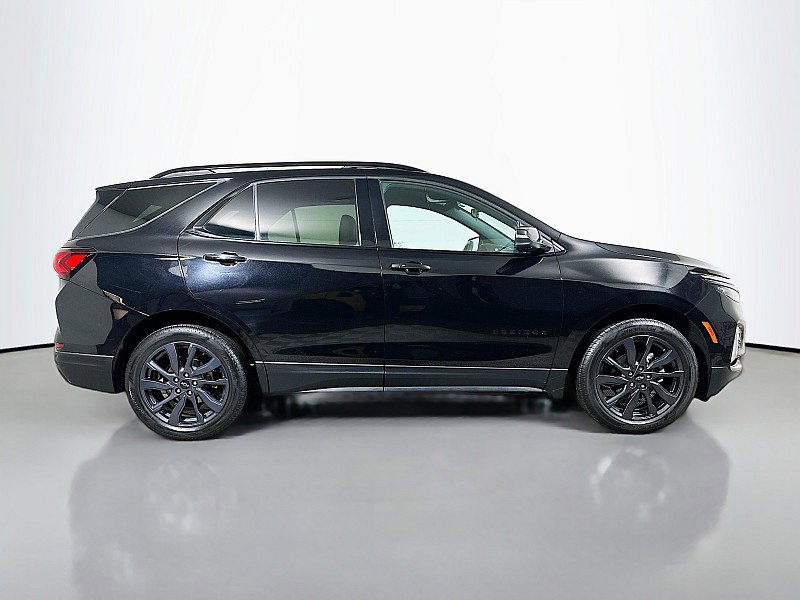 Used 2023 Chevrolet Equinox RS FWD image 8