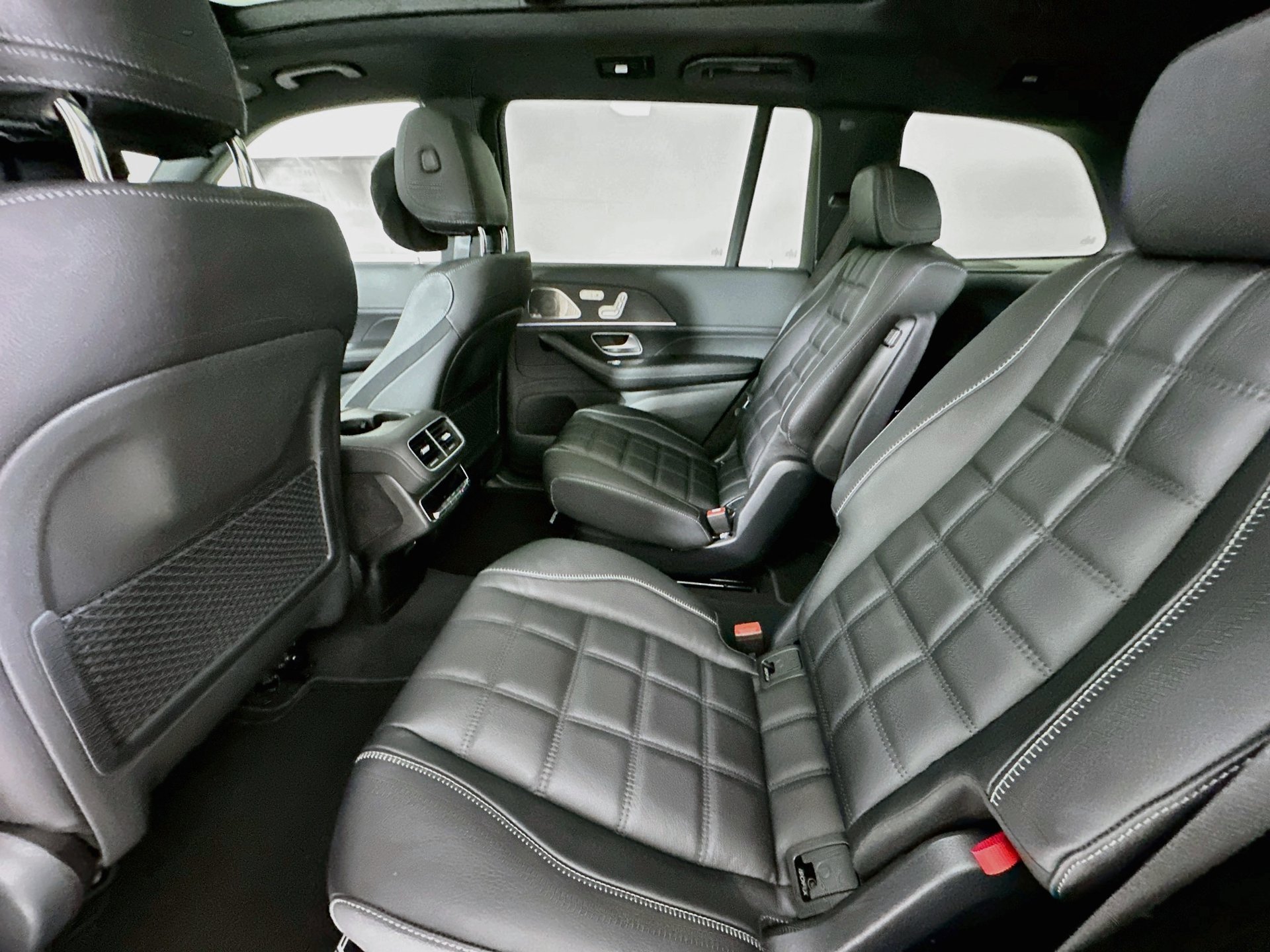 New 2027 Mercedes-Benz GLS 450 4MATIC image 26