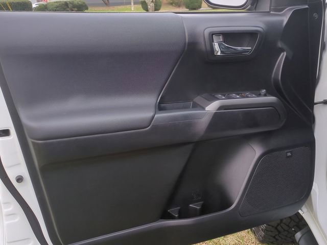Used 2021 Toyota Tacoma TRD Pro AWD/4WD image 19