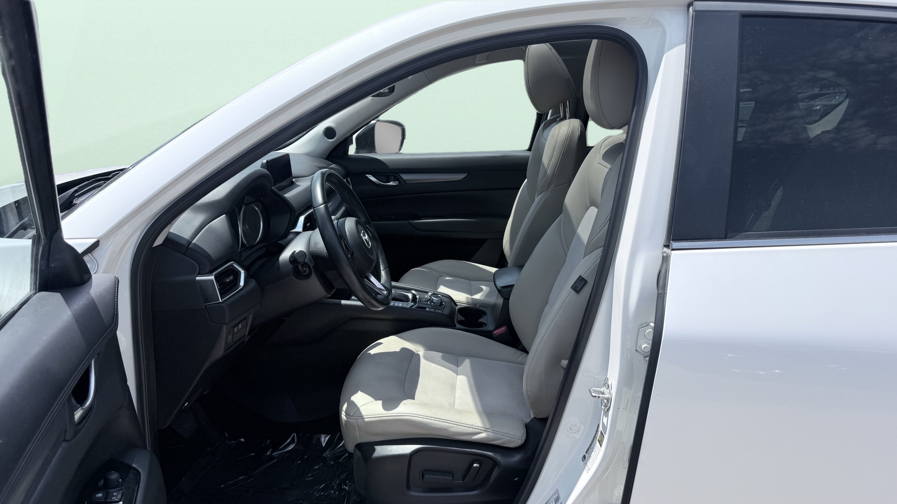 Used 2018 MAZDA CX-5 Touring w/ Preferred Equipment Package FWD image 20
