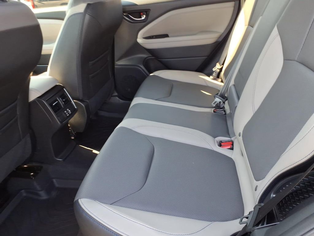 Certified 2025 Subaru Forester Limited w/ Protection Package (1PH) image 16