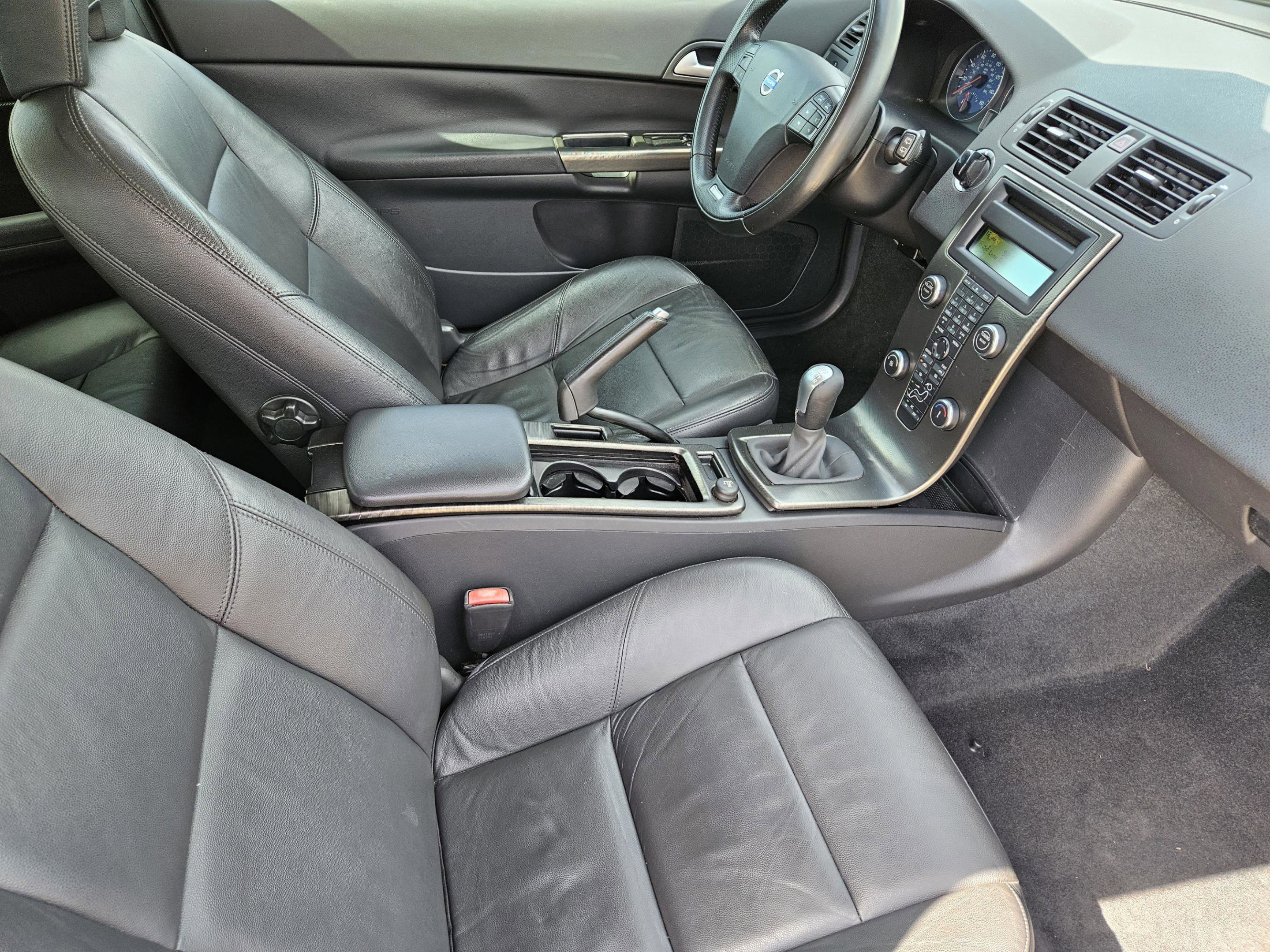 Used 2010 Volvo C30 image 13