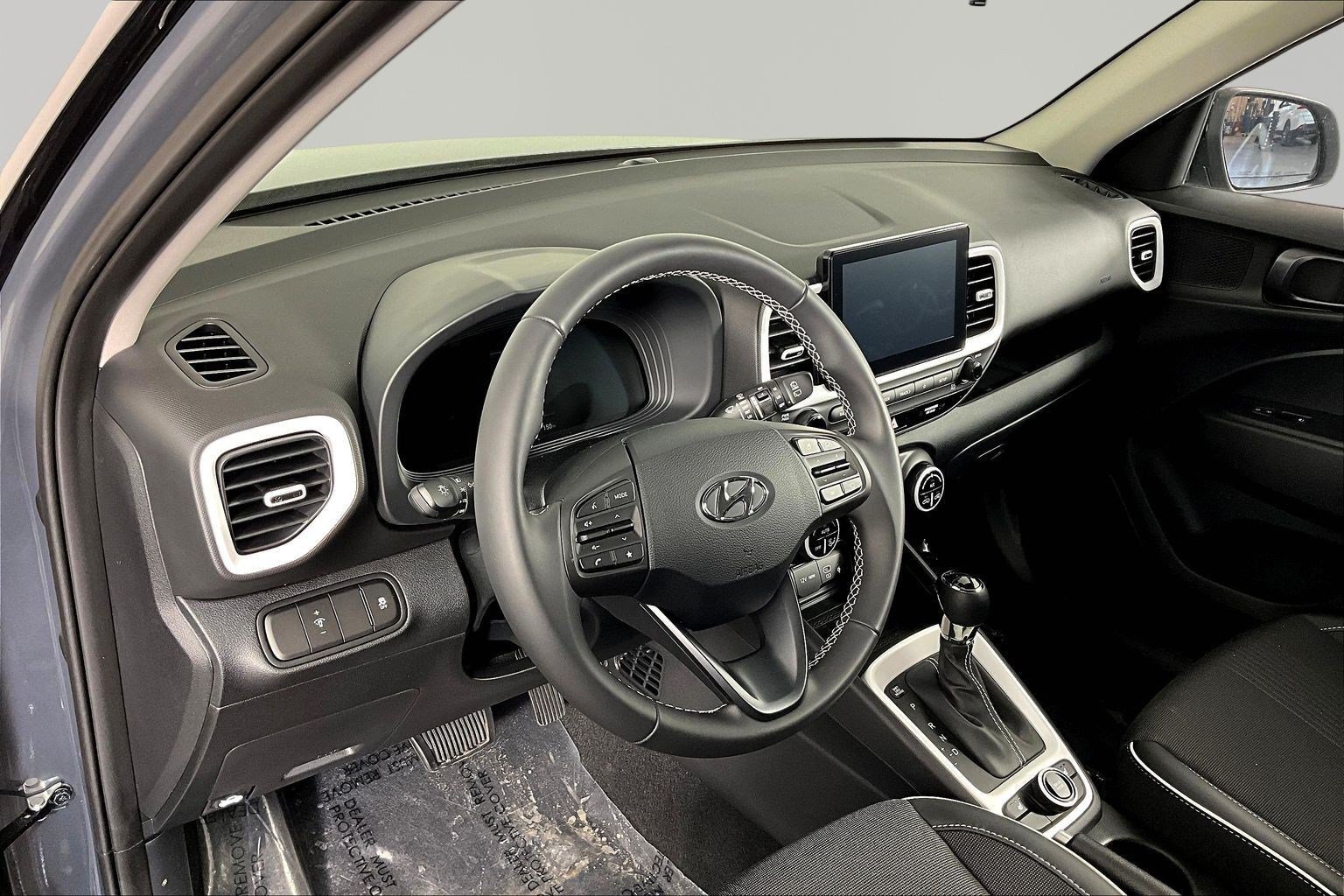 New 2026 Hyundai Venue SEL FWD image 15