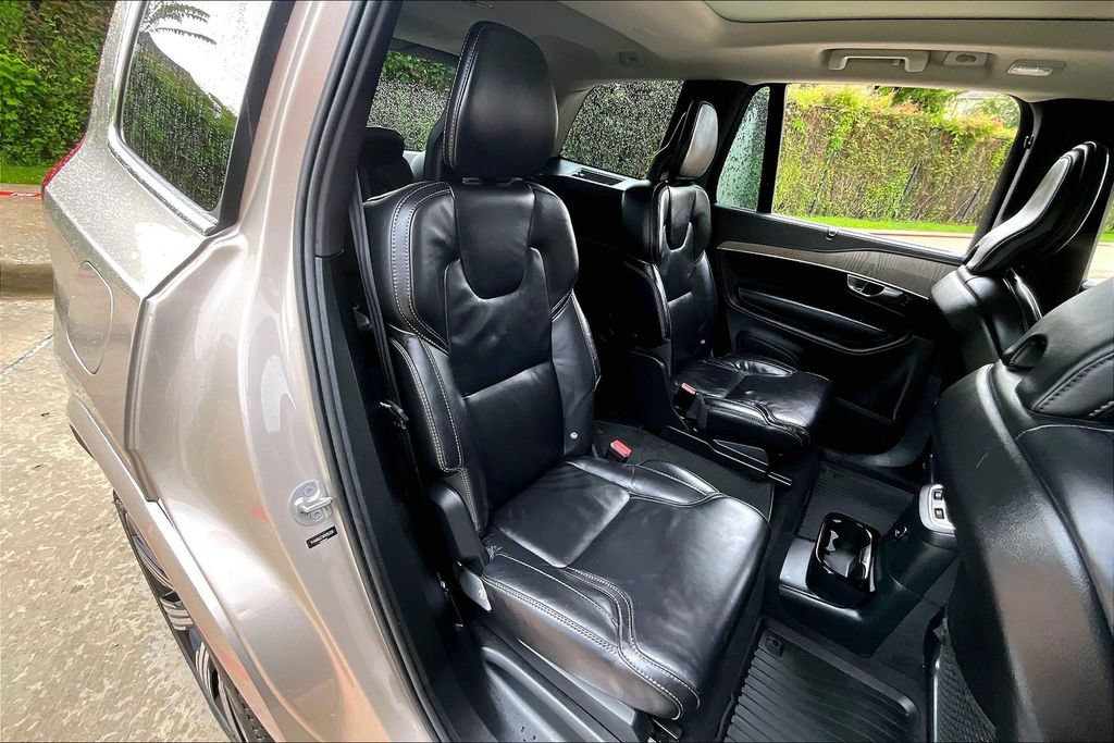 Certified 2024 Volvo XC90 T8 Ultimate w/ Protection Package Premier AWD/4WD image 35
