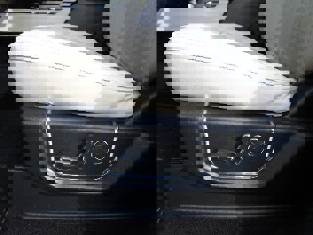 Used 2021 Ford Expedition Platinum image 12