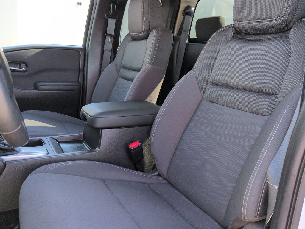 Used 2024 Nissan Frontier SV w/ SV Convenience Package AWD/4WD image 13