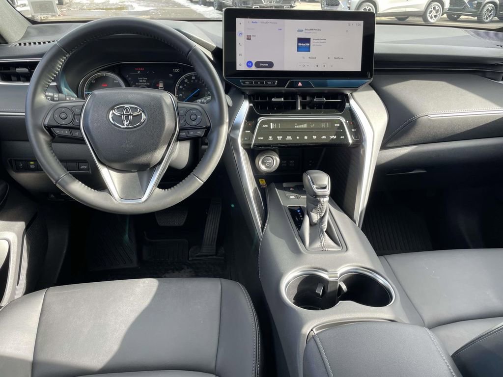 Used 2024 Toyota Venza Nightshade image 15