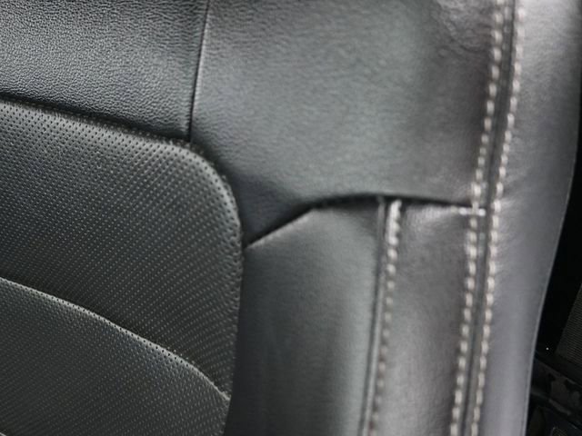 Used 2019 Ford Mustang Premium image 14