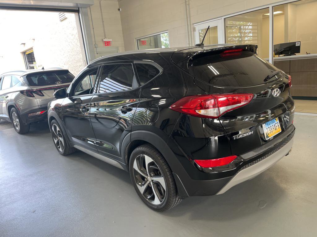 Used 2017 Hyundai Tucson Sport image 5
