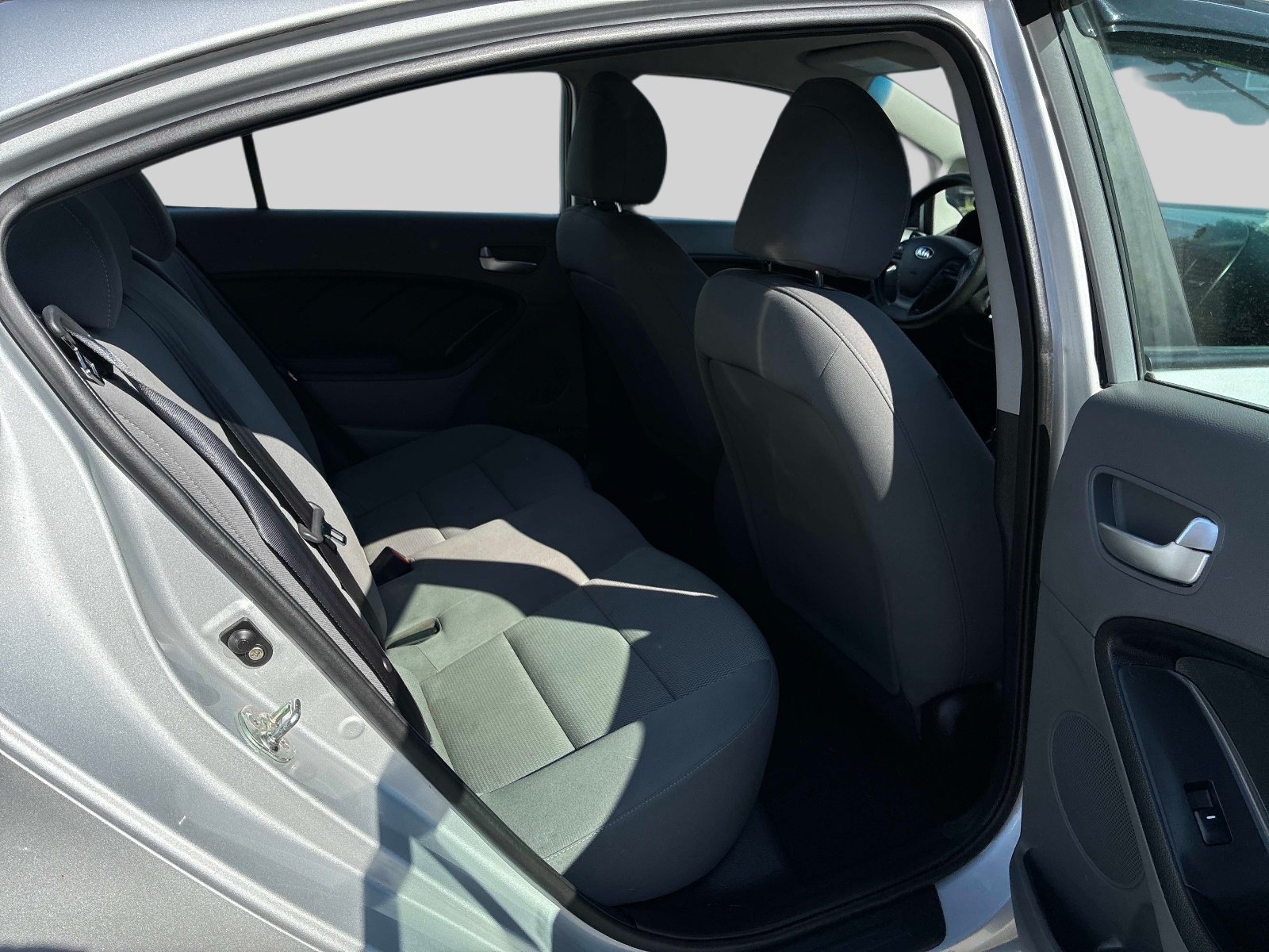 Used 2018 Kia Forte LX FWD image 9