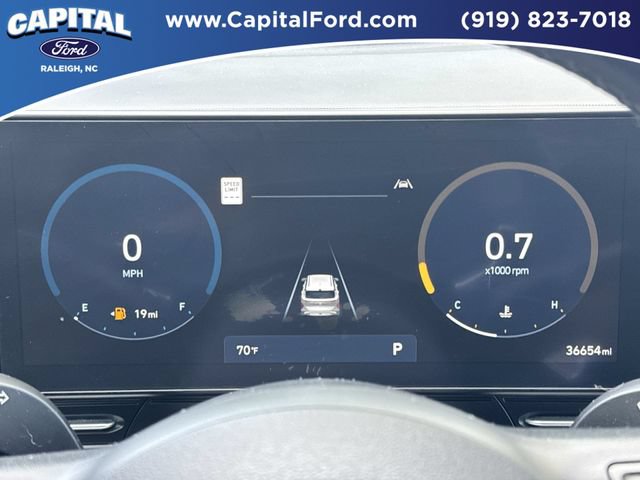Used 2024 Hyundai Kona Limited FWD image 26