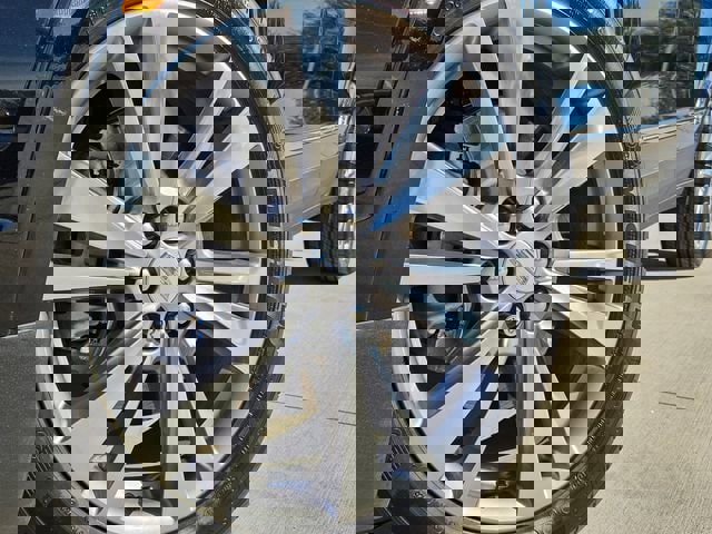 New 2025 Cadillac XT5 Premium Luxury w/ Technology Package image 8