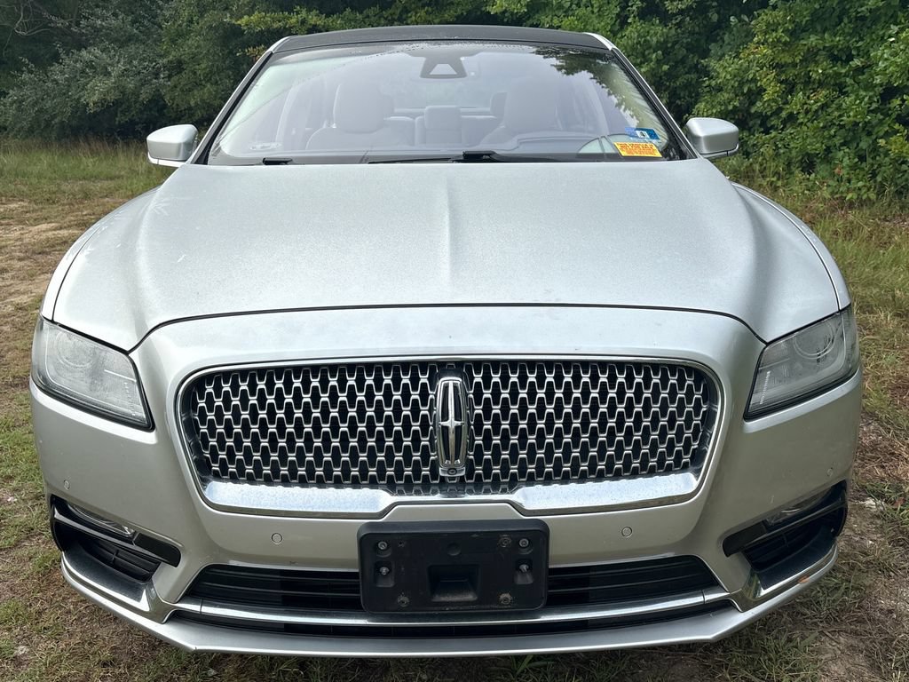 Used 2018 Lincoln Continental Reserve AWD/4WD image 2
