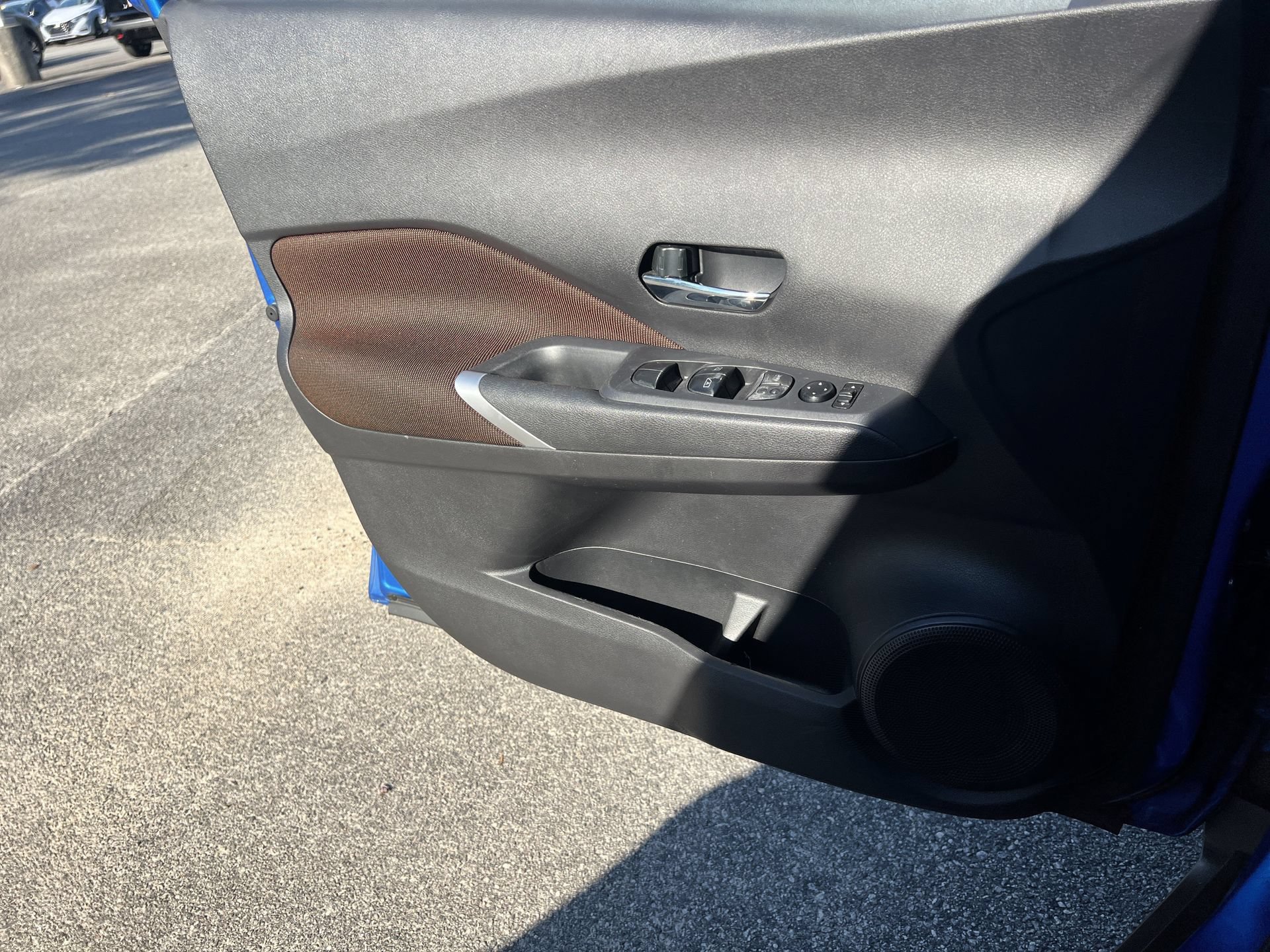 Used 2024 Nissan Kicks SR FWD image 13