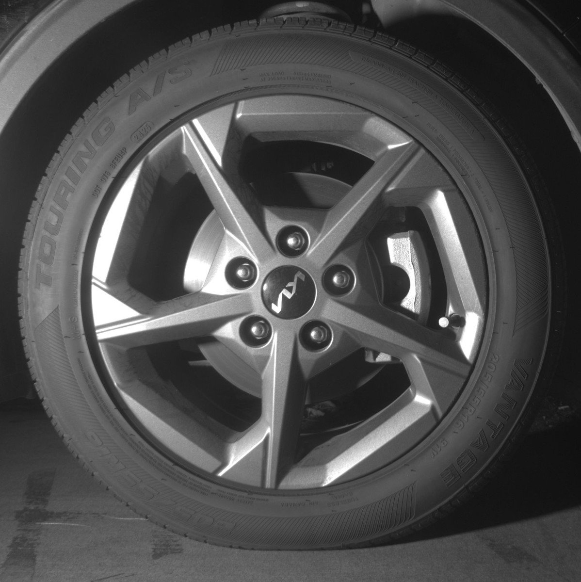 Used 2025 Kia K4 LXS image 13