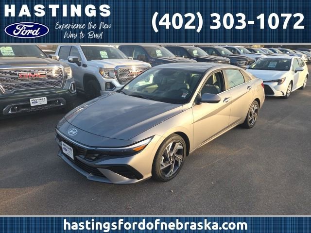Used 2025 Hyundai Elantra Limited