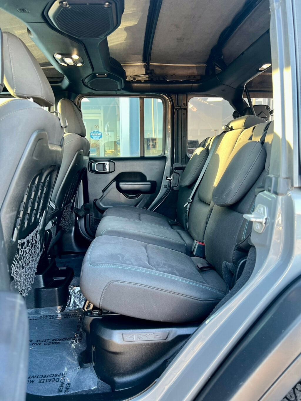 Used 2021 Jeep Wrangler Unlimited Rubicon 4xe AWD/4WD image 15