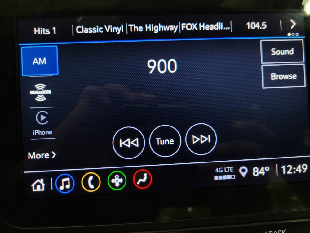 Used 2025 Chevrolet Malibu LT FWD image 25