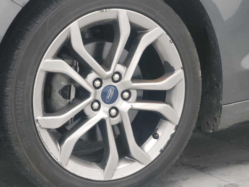 Used 2019 Ford Fusion SEL FWD image 31