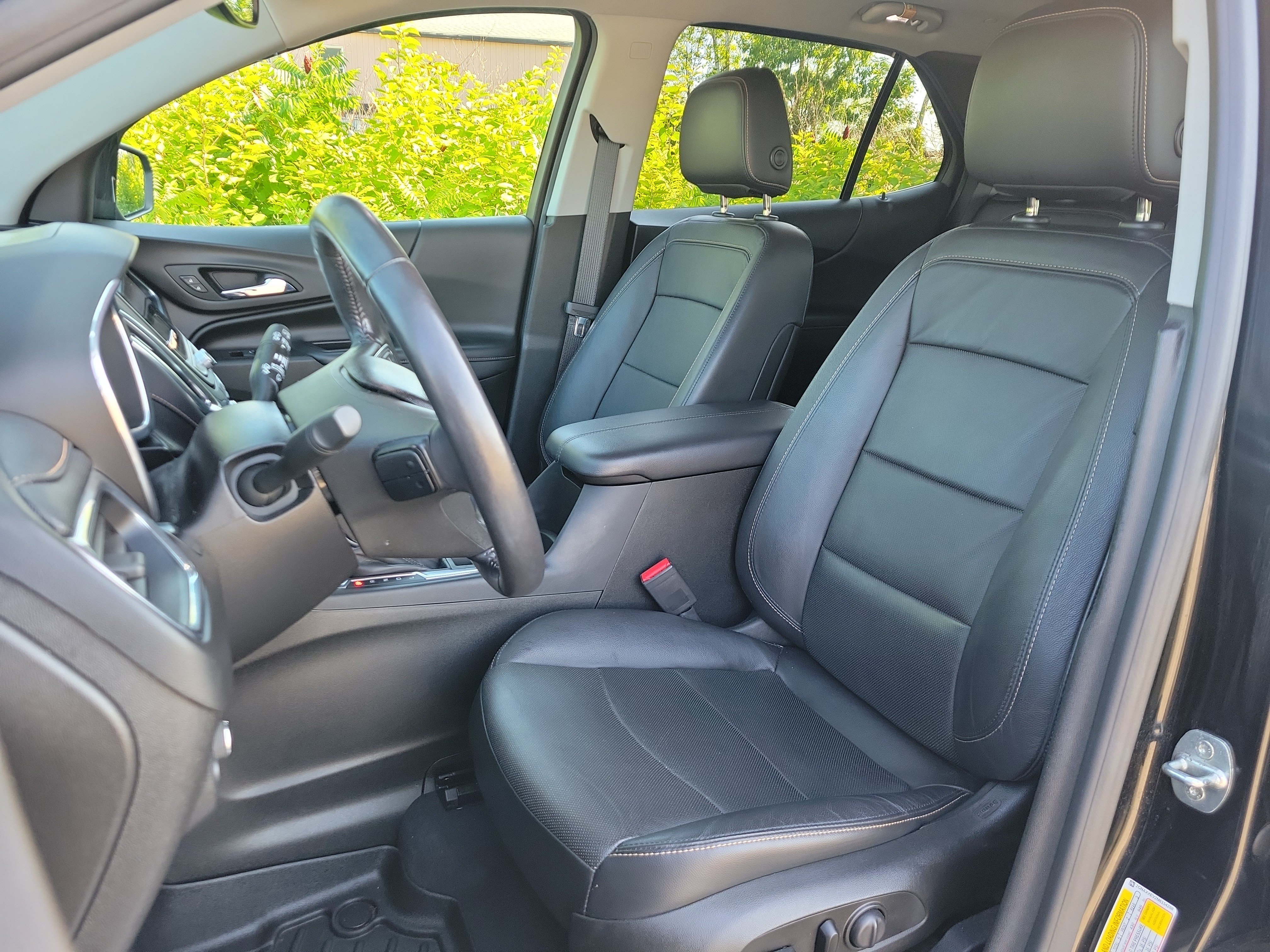 Used 2021 Chevrolet Equinox Premier AWD/4WD image 14
