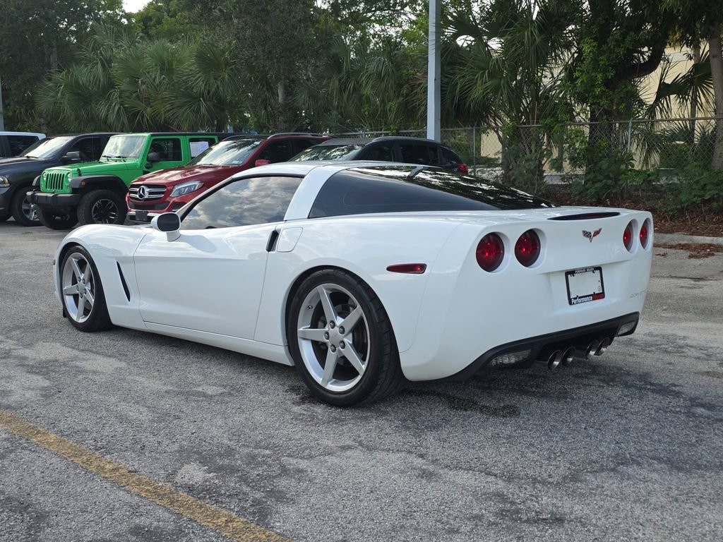 Used 2005 Chevrolet Corvette Coupe RWD image 5