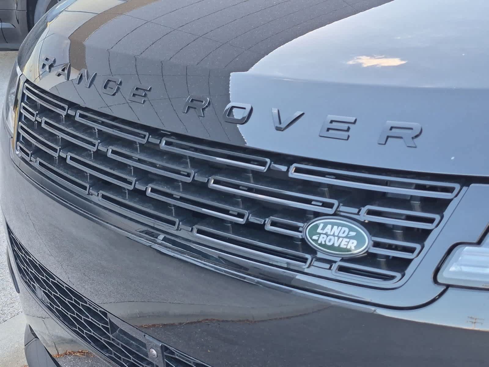 New 2027 Land Rover Range Rover Sport Dynamic SE AWD/4WD image 12