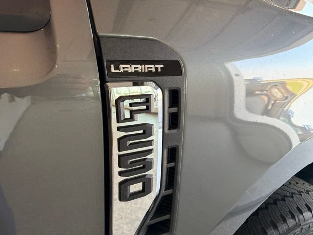 New 2026 Ford F250 Lariat w/ Chrome Package AWD/4WD image 7