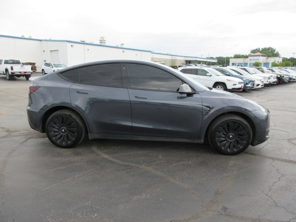 Used 2021 Tesla Model Y Long Range AWD/4WD image 5