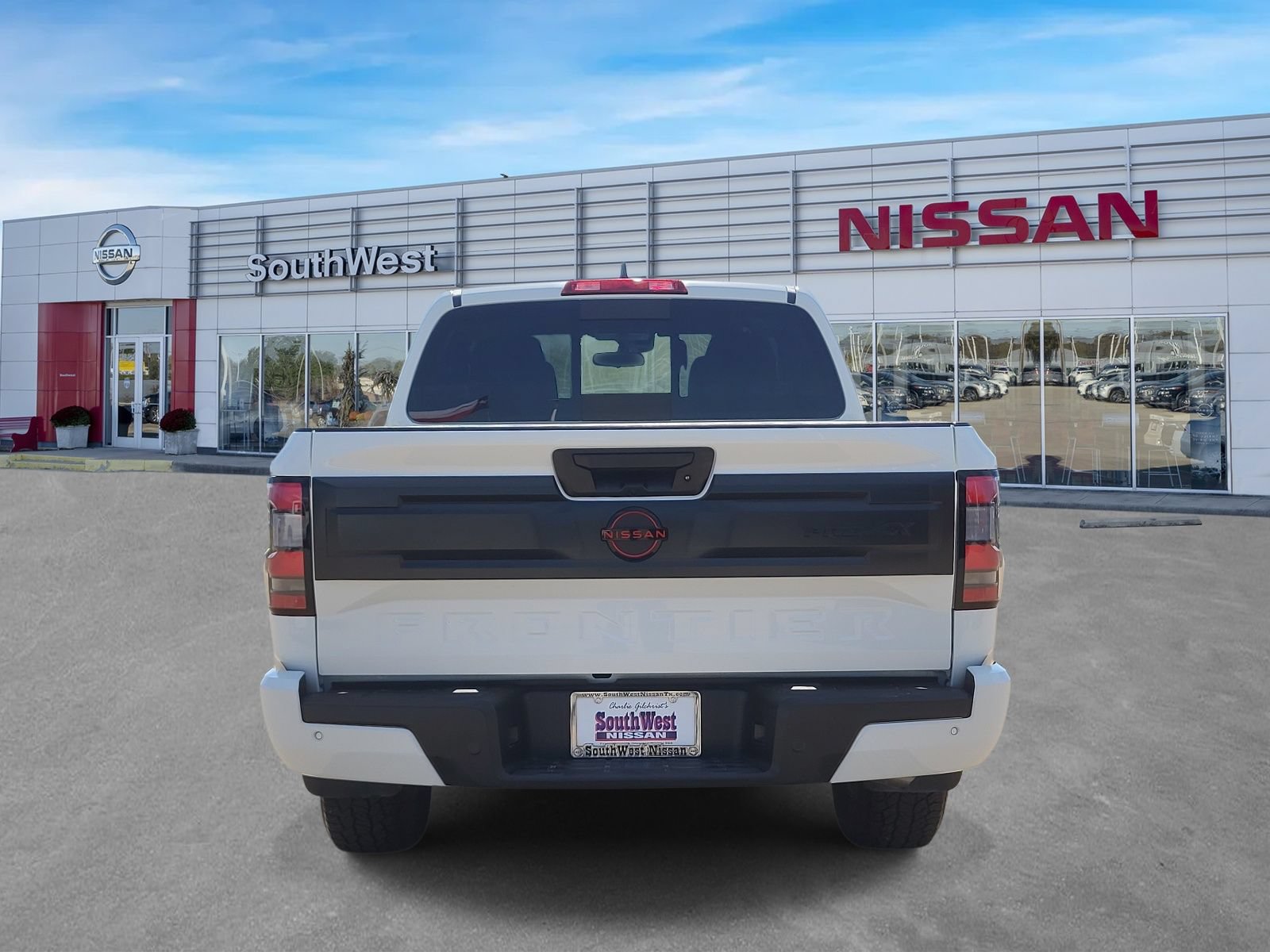 Used 2025 Nissan Frontier PRO-4X AWD/4WD image 6
