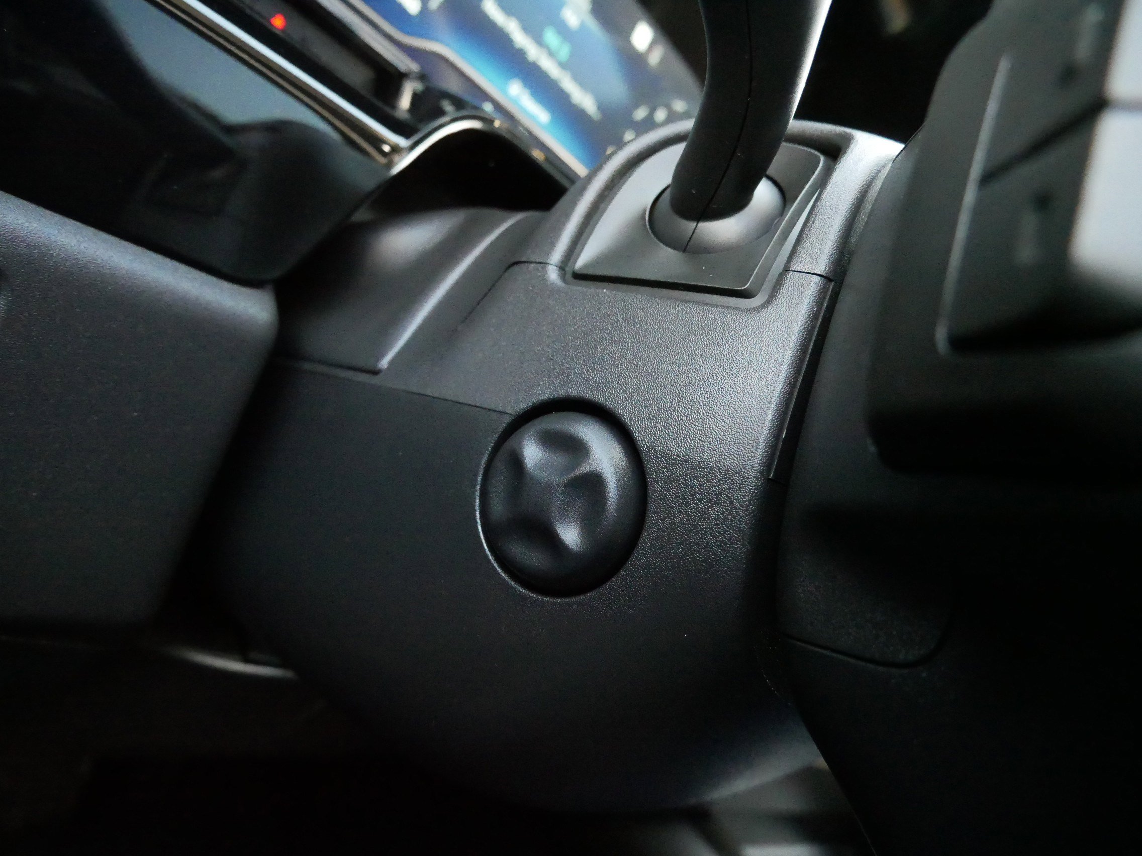 Used 2022 Chevrolet Silverado 1500 ZR2 w/ Technology Package image 35