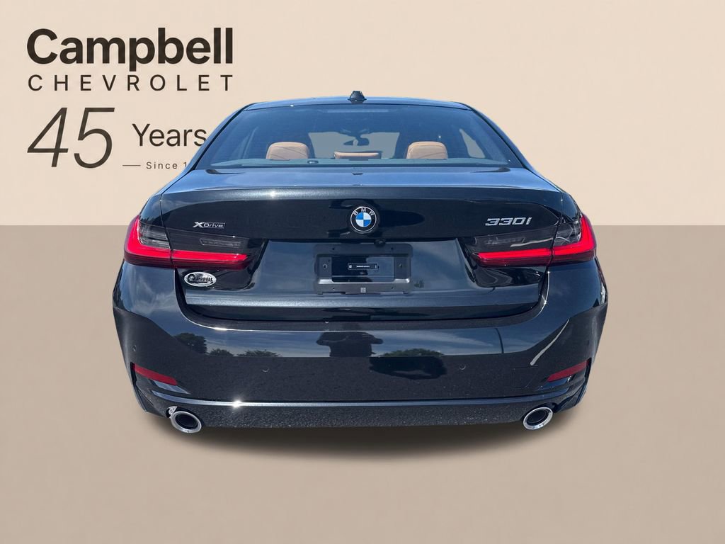 Used 2025 BMW 330i xDrive Sedan w/ Premium Package AWD/4WD image 4